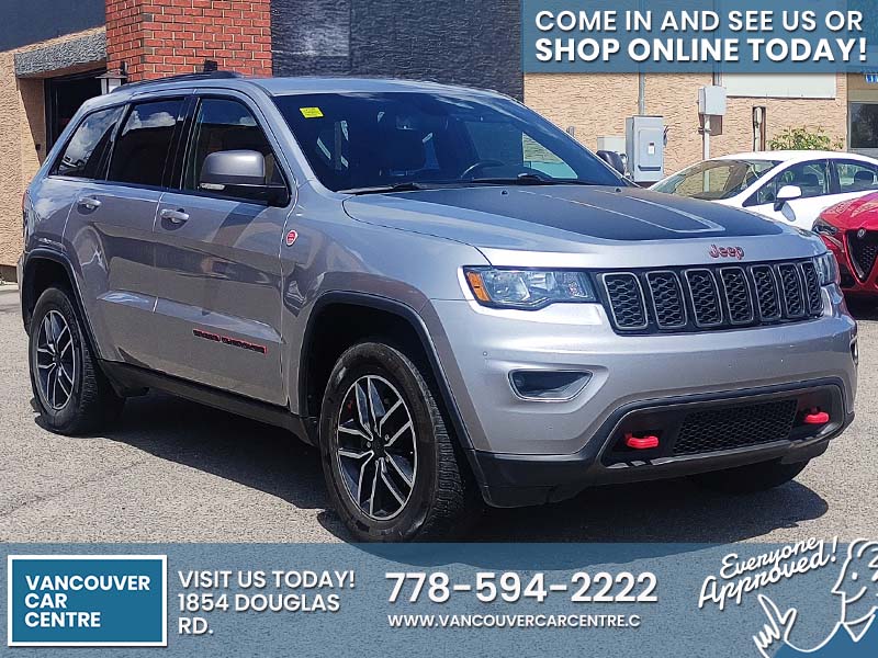 Used SUV 2019 Jeep Grand Cherokee Silver for sale in Vancouver