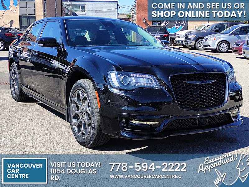 Used Sedan 2021 Chrysler 300 Black for sale in Vancouver