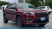 Used SUV 2020 Jeep Cherokee Red for sale in Vancouver