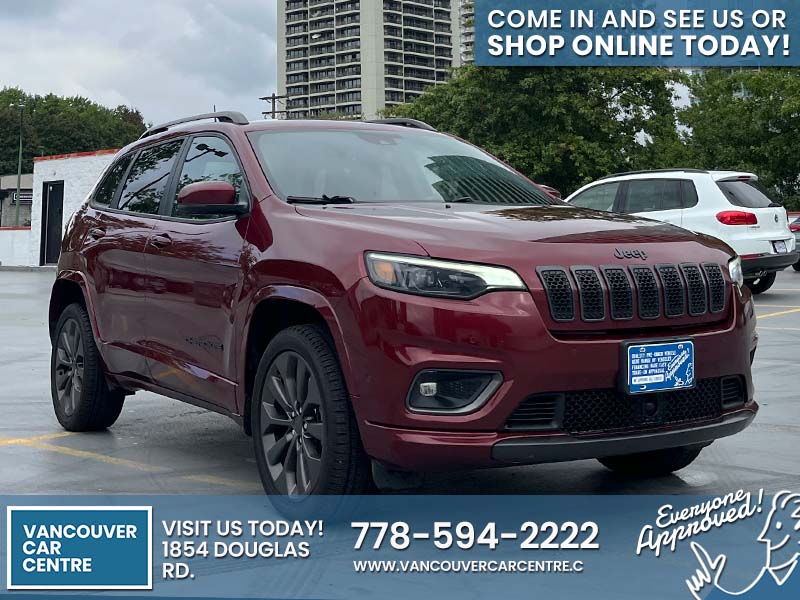 Used SUV 2020 Jeep Cherokee Red for sale in Vancouver