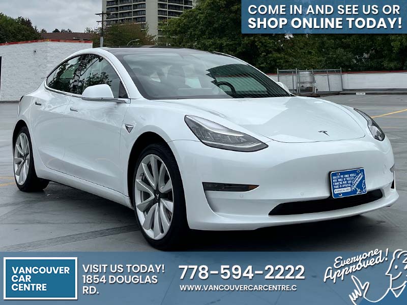 Used Sedan 2018 Tesla Model 3 White ** for sale in Vancouver