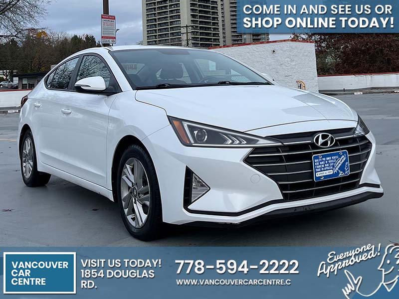 Used Sedan 2020 Hyundai Elantra White for sale in Vancouver